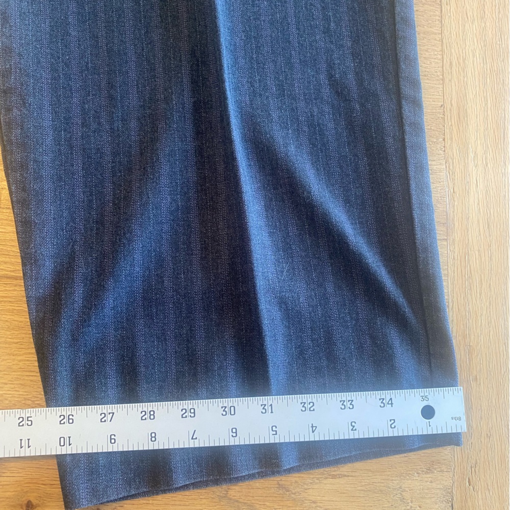 Lee Performance Khakis Stripe Gray Wide Leg Women’s 26 Preloved - Picture 6 of 8